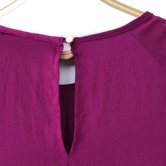 Mossimo High/Low Top in Burgundy w/Peplum Style Bottom & Bell Sleeves - Picture 6 of 11